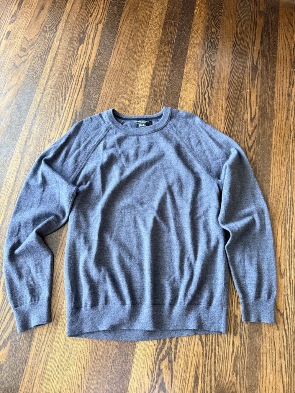 Banana Republic Baruffa merino wool Men’s Heathered Gray Crewneck Sweater medium